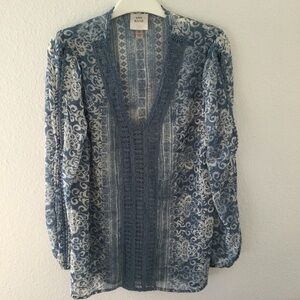 Knox Rose Boho Sheer Blue Key Hole Sleeves Lace Front Top Size Medium